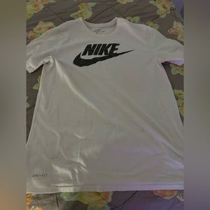 Nike T-Shirt